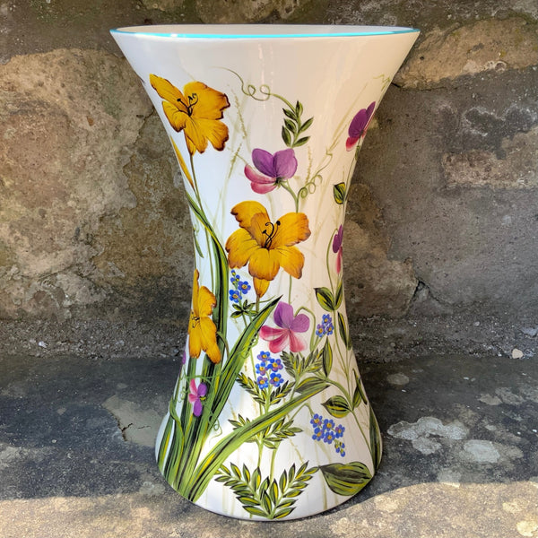 Meadow Flowers Queen's Vase (Number 1) GBC