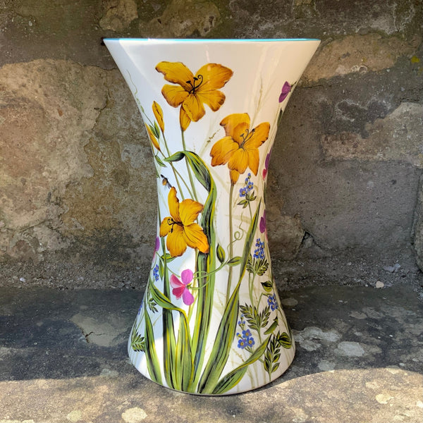 Meadow Flowers Queen's Vase (Number 1) GBC